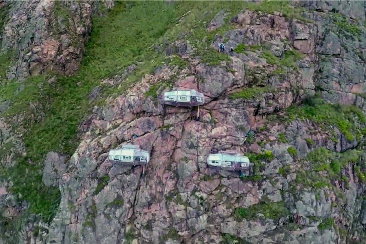 Habitaciones sobre un acantilado a 122 metros de altura en Perú