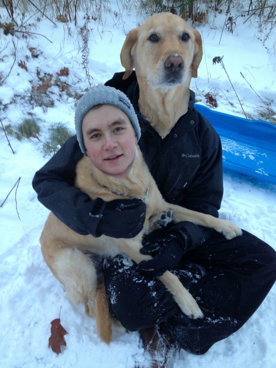 Chico con cara de perro y perro con cara de chico 