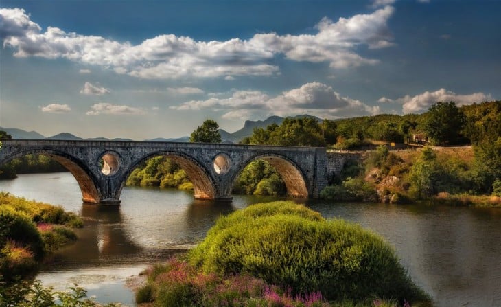 Puente Kosinj, Región de Lika-Senj, Croacia