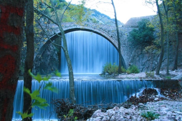 Puente de Palaoiakaria, Grecia