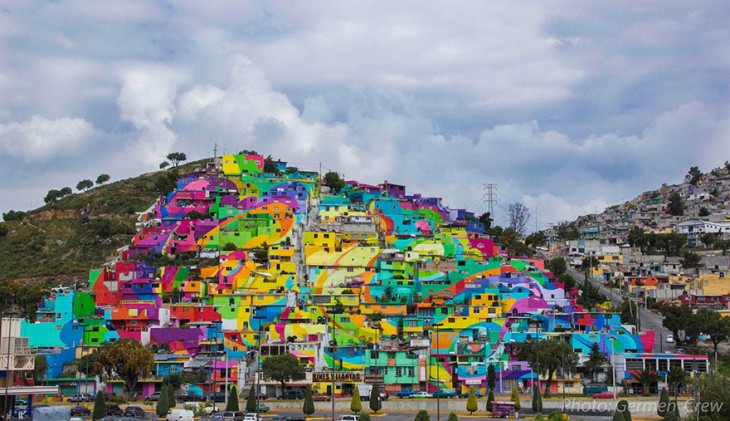 Fotografía del mural pintado en casas de la colonia Palmitas en Pachuca, Hidalgo