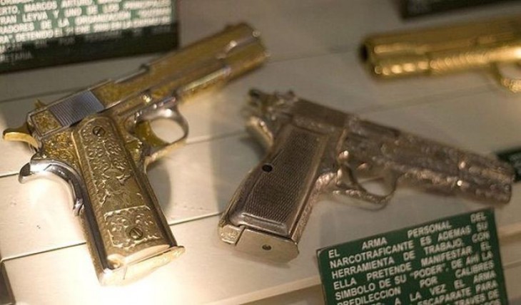 pistolas de los narcos mexicanos