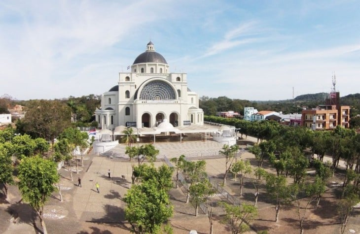 Santuario de Caacupé en Paraguay