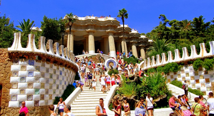 Parque Güell foto de frente en barcelona españa