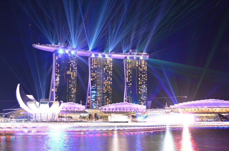 El Marina Bay Sands en Singapur es considerado el edificio más caro del mundo