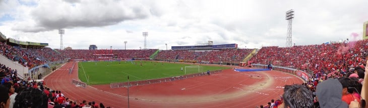 Estadio Félix Capriles en Bolivia 