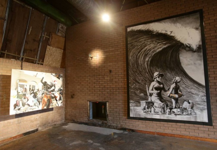 obras de arte en el parque de Banksy "Dismaland" 