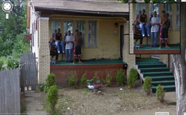 foto de Google Street View donde un chico apunta con una escopeta a Google 