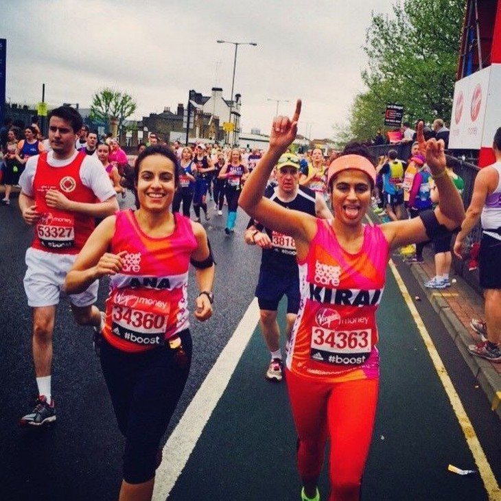 KIRAN LLEGANDO A LA META MARATON LONDRES