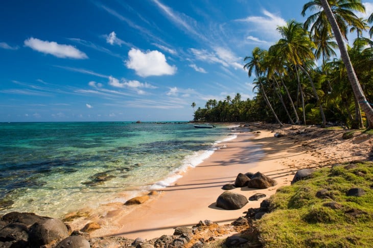 Playa Yemaya en la pequeña isla maíz, Nicaragua 