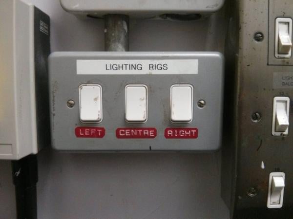 Imagen de los botones de una luz 