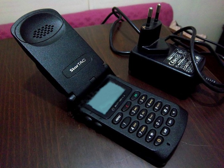 motorola star tac de los 90