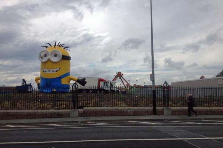 minion de una referia local de irlanda causa caos vial en las carraeteras