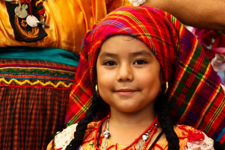 niña indigena salvadoreña