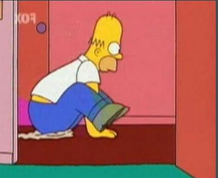 homero simpson rascandose el trasero