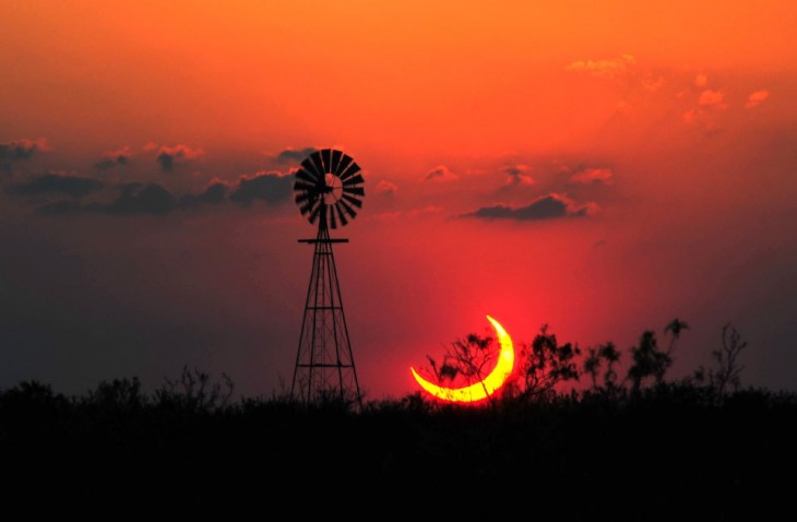 Un eclipse parcial de sol en texas