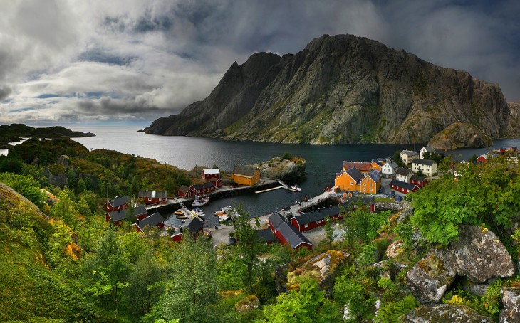 Pequeña Villa de pescadores, Norte de Noruega