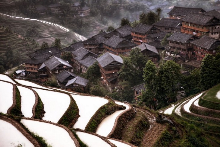 Villa de la Montaña escondida, China