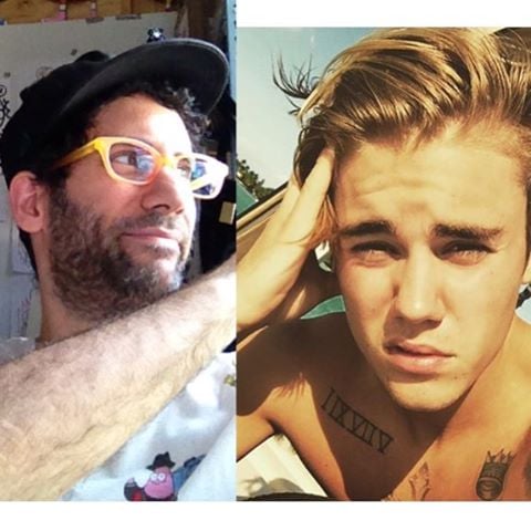 Fotografía de Jon Burgerman acariciando el cabello de Justin Bieber 
