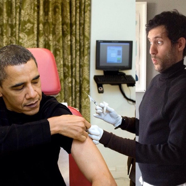 Jon Burgerman simulando que esta inyectando a Obama