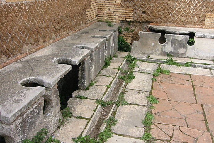 baño de los castillos en la epoca de la esdad media