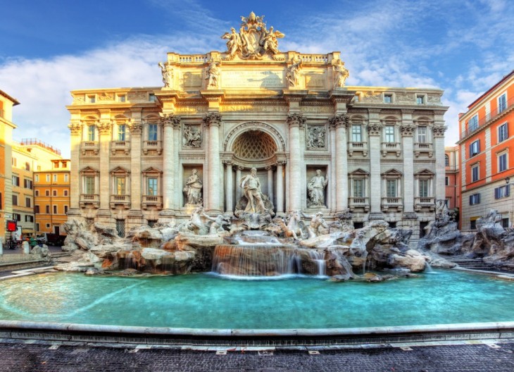 Fontana de Trevi en Italia 