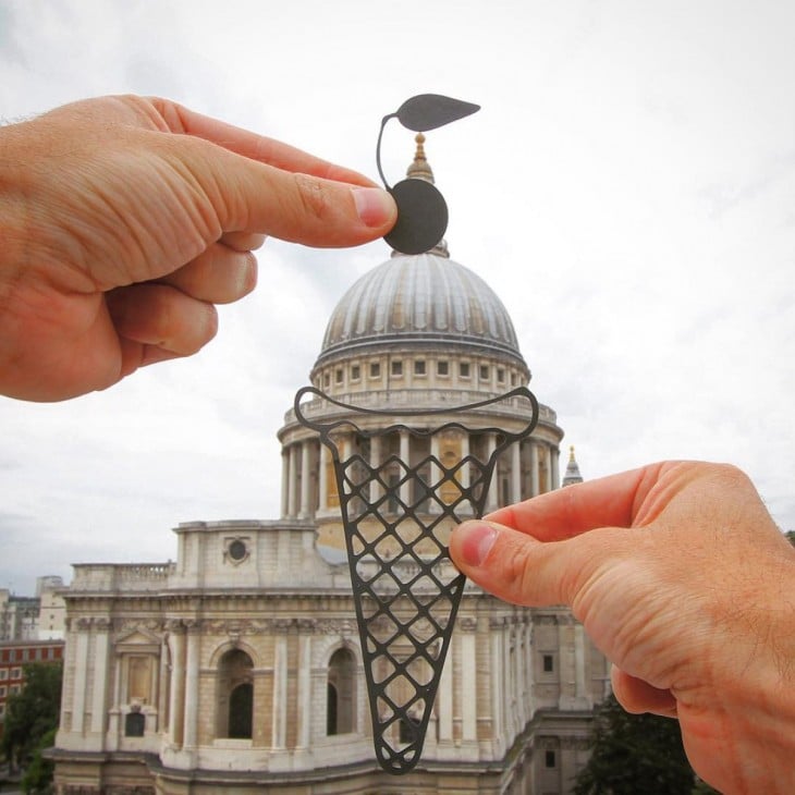 San Pablo, Londres transformado en un helado con recortes de papel 