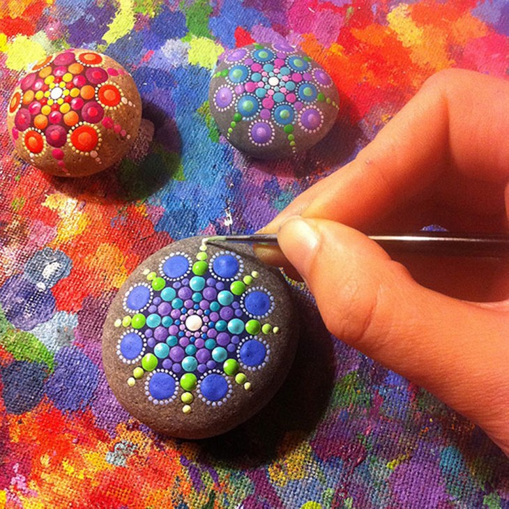 CREANDO PIEDRAS MANDALA