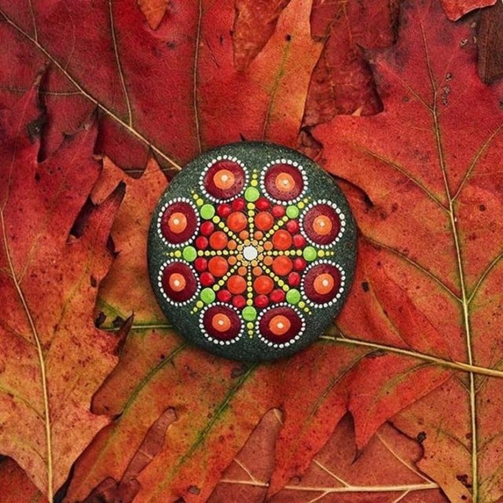 PIEDRA MANDALA OTOÑO