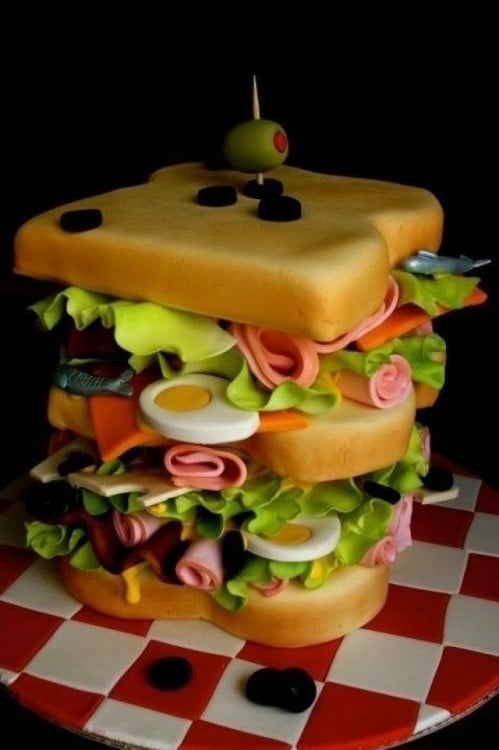 pastel en forma de un sandwich 