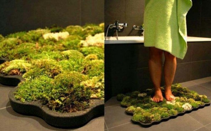 alfombra de musgos para secar tus pies después de la ducha 