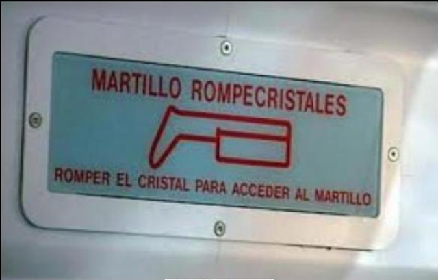 ROMPE MARTILLO CON UN MARTILLO QUE ESTA ADENTRO DE LA CAJA