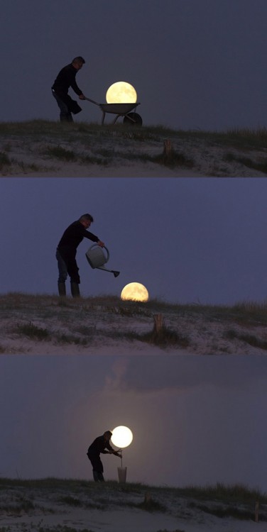 HOMBRE JUGANDO CONLAS FASES DE LA LUNA 