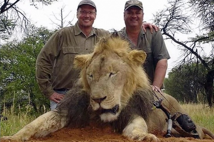 foto de los cazadores que mataron al león cecil 