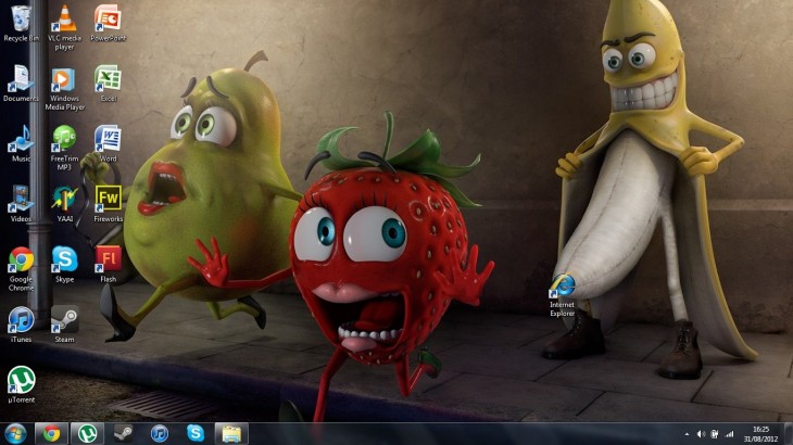 fondo de pantalla de unas frutas donde un plátano tiene en la punta el icono de internet explorer 