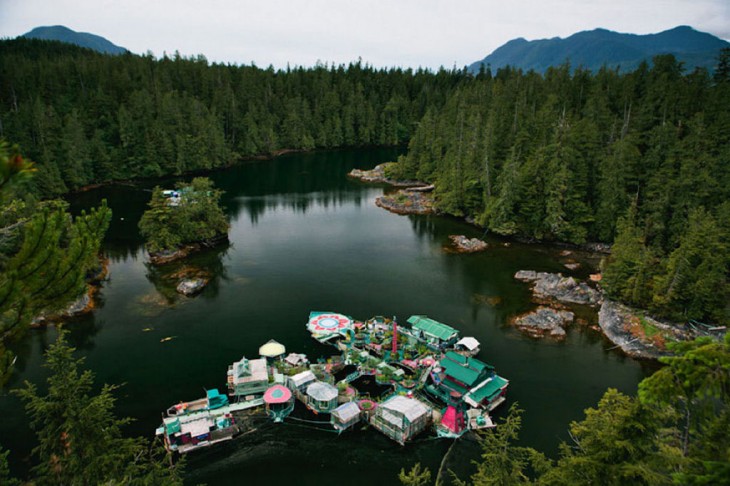 Isla flotante autosuficiente en Vancouver, Canadá 