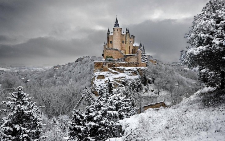 Castillo de Segovia en España 