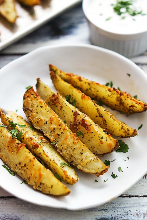 PATATAS ESTILOS YUKON CON AJO Y CILANTRO