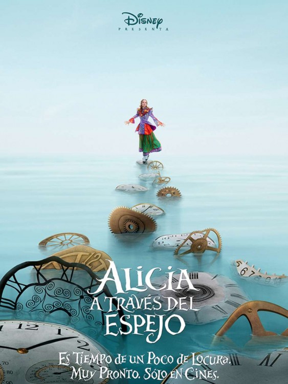 póster oficial de la película de Alicia a través del espejo 