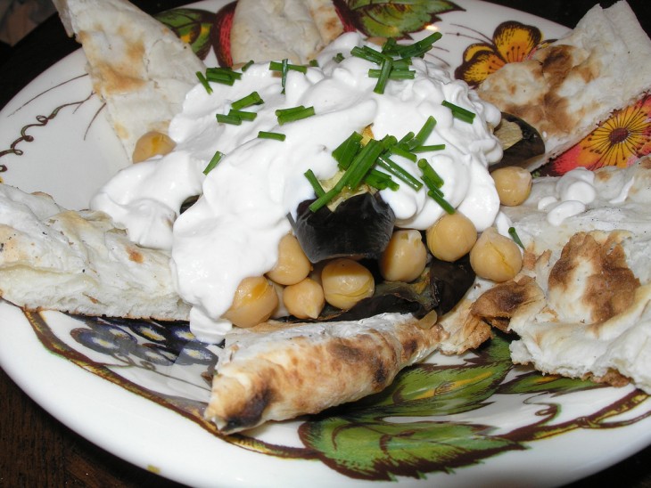 Fatteh, uno de los platillos típicos de Egipto 