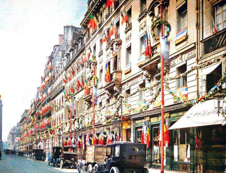 Decoración de los edificios de París a principios del siglo XX 