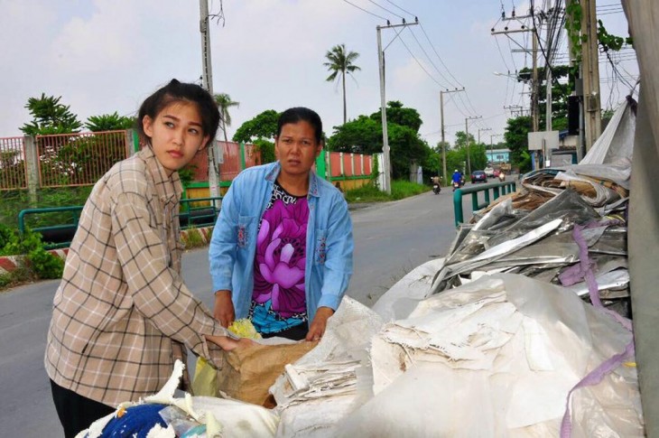 MISS TAILANDIA RECICLANDO