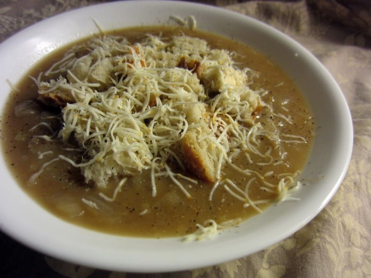 sopa de cebolla 