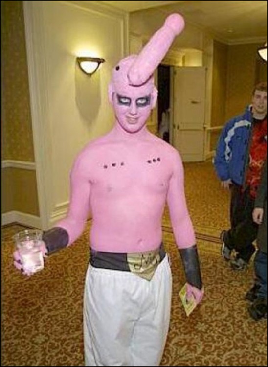 Cosplay epic fail de Majin Boo de Dragon Ball Z 