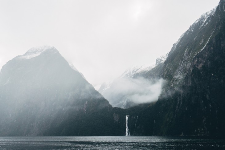 Parque Nacional de Fiordland, Milford Sound en Nueva Zelanda 