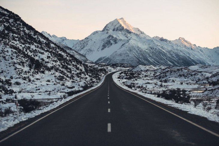 Carretera hacia a Aoraki, Parque Nacional del Monte Cook