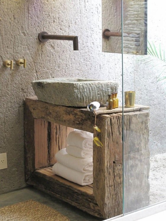 lavabo de baño rustico de madera y piedra 