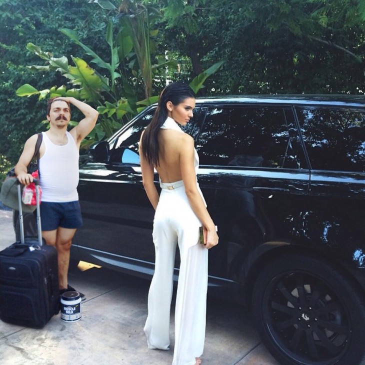 ELLOS ESTAN LISTOS PARA VIAJAR EN EL AUTO DE KENDALL JENNER