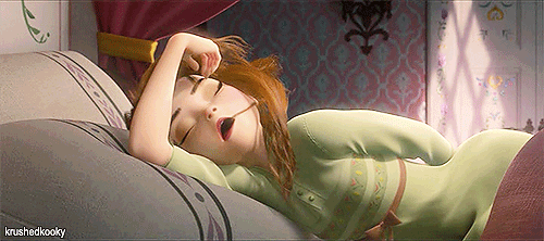 Gif de Ana personaje de Frozen durmiendo 