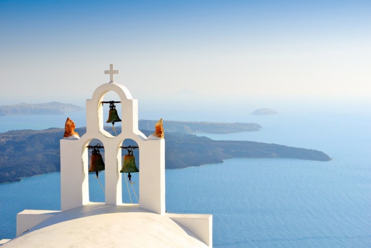 CAMPANARIO DE IGLESIA CATOLICA EN GRECIA